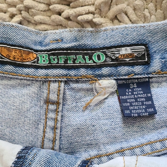 VTG DESTROYED JEAN SHORT, LIGHT WASH, XL - Picture 5 of 12